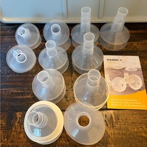 Medela Flanges - Various Sizes (Sold in pairs)